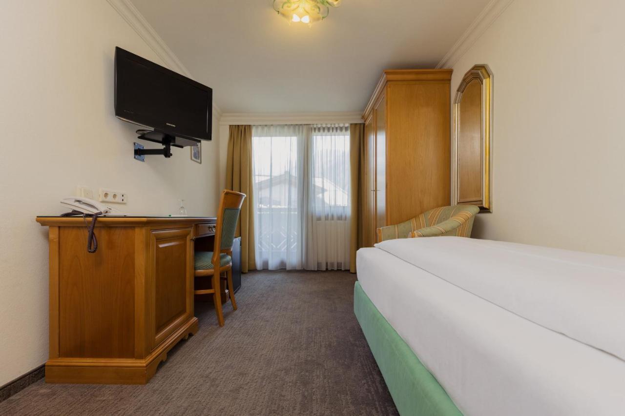 Hotel Tauernhof Kaprun Luaran gambar